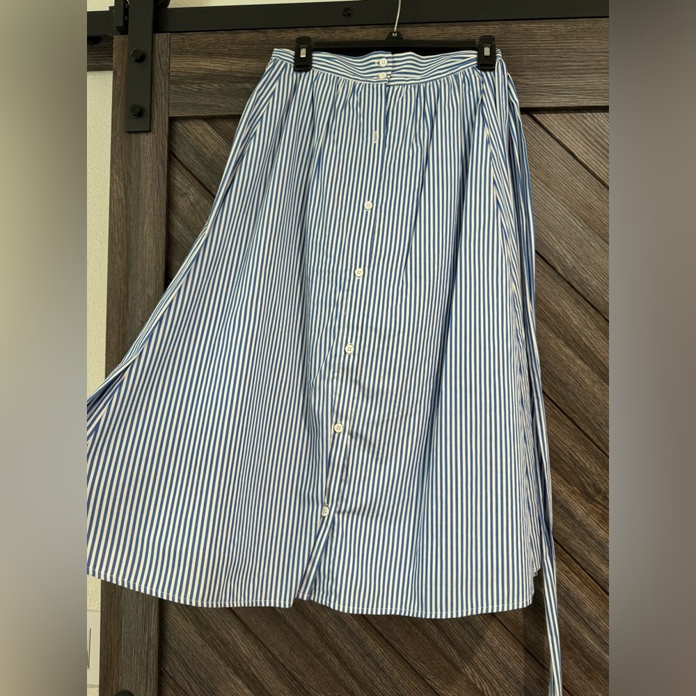 A line skirt midi
